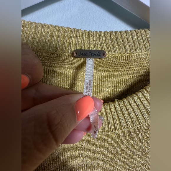 Free People Let it Shine Mustard Metallic Glitter Ballon Sleeve Light Sweater M - Picture 8 of 16